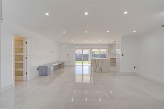 11580 SW 92nd St, Miami, FL 33176