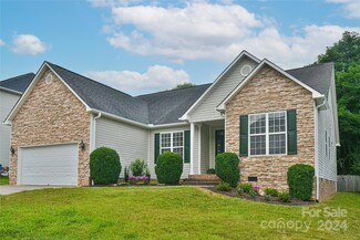 10 Holmes Ln, Arden, NC 28704