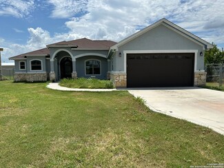 11211 Obrien Rd, Atascosa, TX 78002