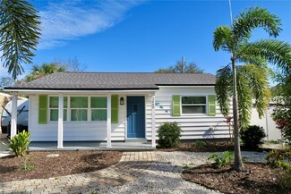 2660 Miriam St S, Gulfport, FL 33711
