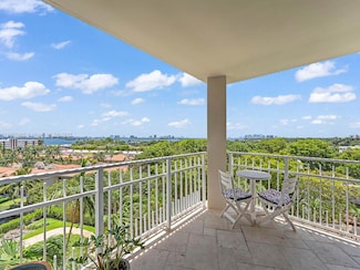1000 Quayside Terrace Unit 706, Miami, FL 33138