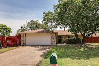 205 Whitney St, Cedar Hill, TX 75104