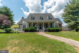 2128 Hilltop Rd, Manheim, PA 17545