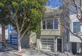 715 Moultrie St, San Francisco, CA 94110
