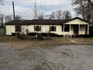 402 W Beech St, Bertrand, MO 63823