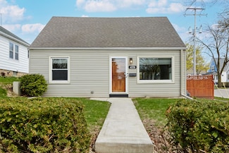 4276 S 1st Place, Milwaukee, WI 53207