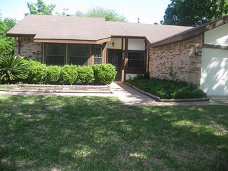 10310 Green Valley Ln, Houston, TX 77064