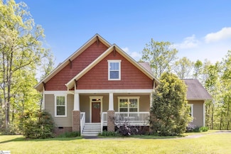 408 Powderhorn Rd, Laurens, SC 29360