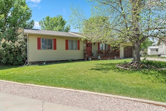 3111 Dry Creek Ct, Rapid City, SD 57703