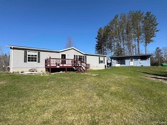 5278 27 5 Rd, Gladstone, MI 49837