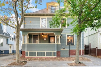 63 Whitmarsh St, Providence, RI 02907