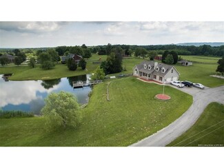 15015 Beyl Rd, Borden, IN 47106