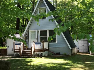 30 Spruce Rd, Middleton, NH 03887