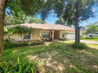 1224 Shorecrest Cir, Clermont, FL 34711