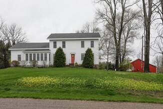 10510 Harder Rd, Three Rivers, MI 49093
