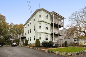 64 Crapo St Unit 2, Bridgewater, MA 02324