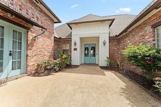 2842 Muirfield Dr, Zachary, LA 70791