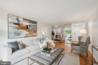 700 7th St SW Unit 512, Washington, DC 20024