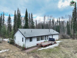 2201 W Stephen Cir, North Pole, AK 99705