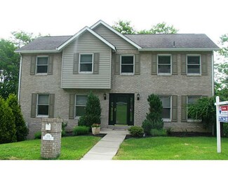 109 Lucca Ln, Oakmont, PA 15139