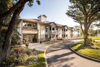 509 6th Ave W Unit 201, Alexandria, MN 56308