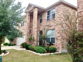 10449 Rising Knoll Ln, Fort Worth, TX 76131