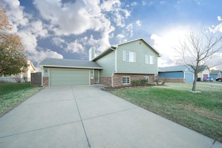 1714 N Redbarn Cir, Wichita, KS 67212