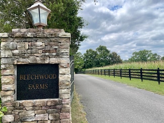 8 Beechwood Dr, Nancy, KY 42544