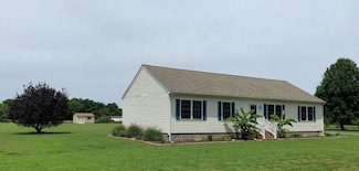 31618 Nandua Dr, Painter, VA 23420