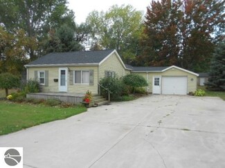 232 Brown St, Ithaca, MI 48847
