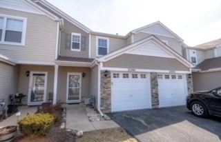 2294 Flagstone Ln Unit 53, Carpentersville, IL 60110