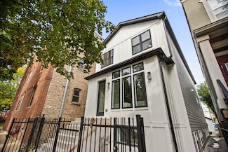 3430 W Lyndale St, Chicago, IL 60647