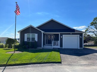 35 Bailey St, Fall River, MA 02724