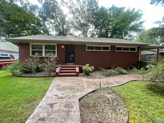 505 Greenacres Dr NW, Huntsville, AL 35805