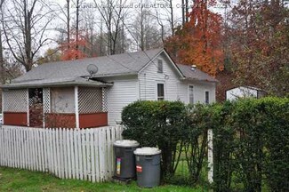 183 Cherry Ln, Danville, WV 25053