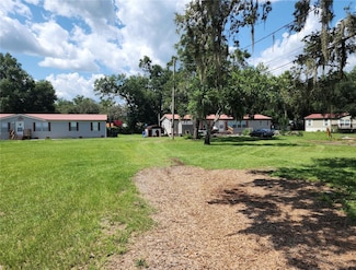 9324 Ripley Rd, Thonotosassa, FL 33592