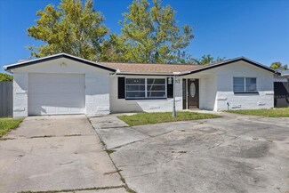 10735 Gawain Rd, Port Richey, FL 34668