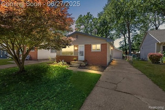 6129 N Linville St, Westland, MI 48185