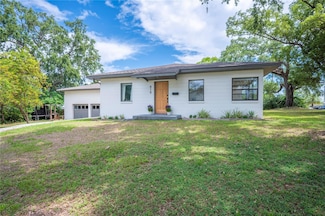 818 Woodward St, Lakeland, FL 33803