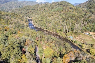 16 Harleys Cove, Waynesville, NC 28785