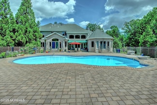 7 Mccampbell Rd, Holmdel, NJ 07733