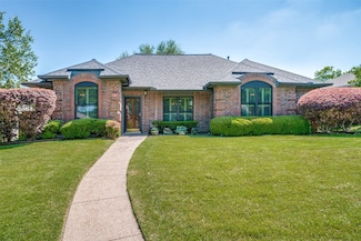 2046 Oakbluff Dr, Carrollton, TX 75007