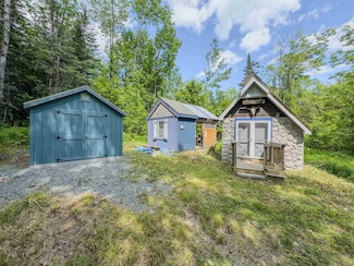 3681 Shadow Lake Rd, Concord, VT 05824