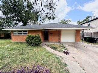 7905 Turquoise Ln, Houston, TX 77055