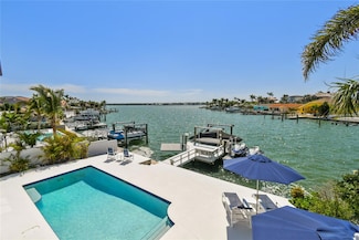 2233 Donato Dr, Belleair Beach, FL 33786