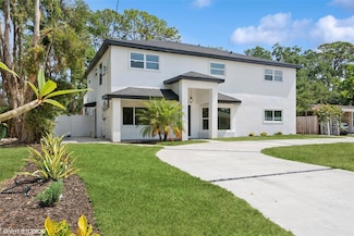 2655 Bay St, Sarasota, FL 34237