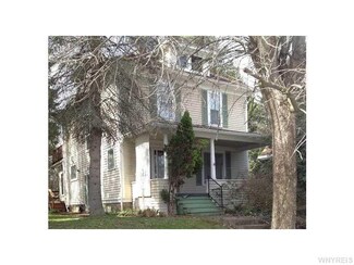52 Summit St, Salamanca, NY 14779