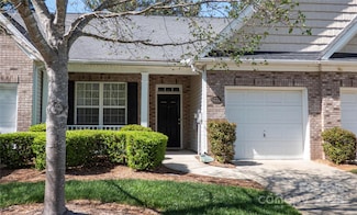 6222 Meadow Glen Ln, Harrisburg, NC 28075