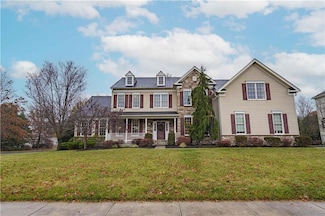 1853 Viola Ln, Hellertown, PA 18055
