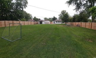 402 W Perkins St, Hartford City, IN 47348